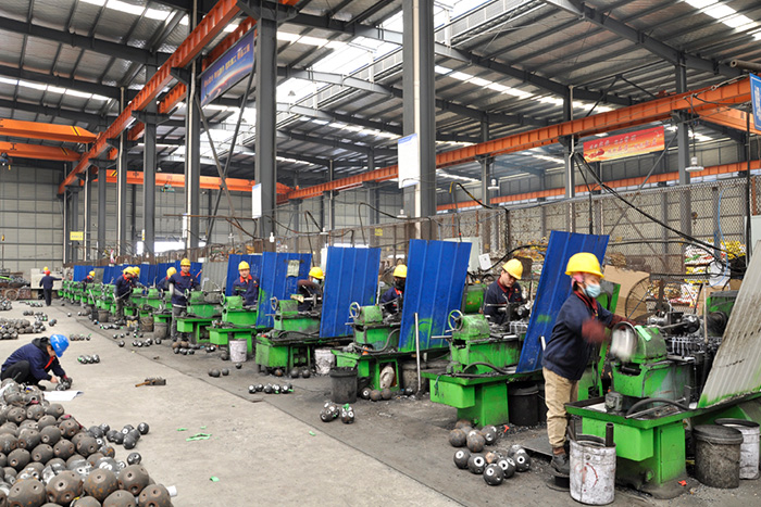 高安网架锥头车间